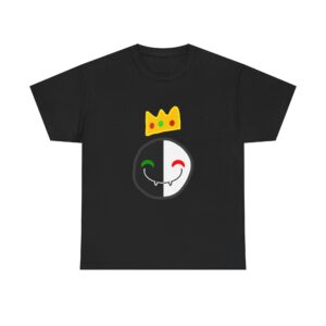 Black & White Smile Crown Shirt – Split Face Gamer Tee – Aesthetic Gaming Shirt – Gift for Gamers – Unisex T-Shirt